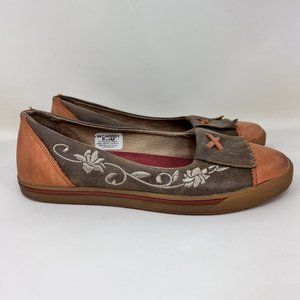 Twisted X Women's Flats in Brown and Tan